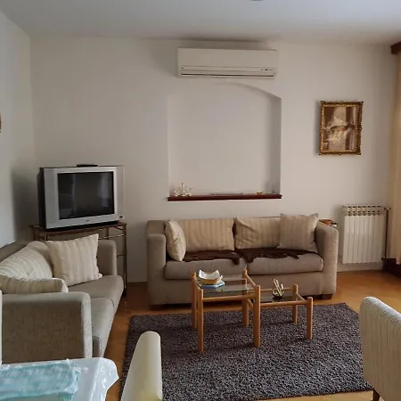 Oasis Ilidza דירה *